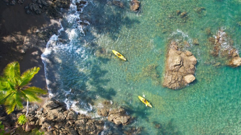 Kayaking-at-Corocvado-Wilderness-Lodge